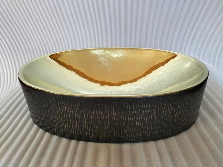 Modern decorative bowl